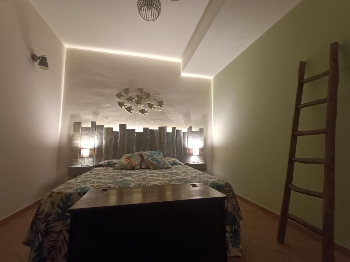 Chez Elle Apartment Империа Екстериор снимка