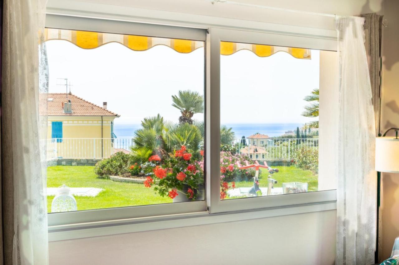 Chez Elle Apartment Империа Екстериор снимка